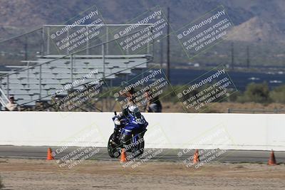 media/Oct-05-2025-CVMA (Sun) [[beeef4f201]]/Race 2-Supersport Middleweight/